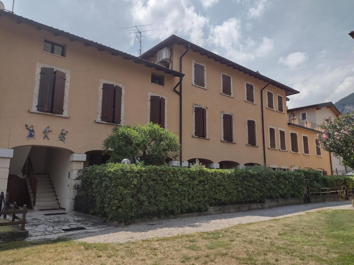Casa Gabri Apartment Toscolano Maderno Luaran gambar